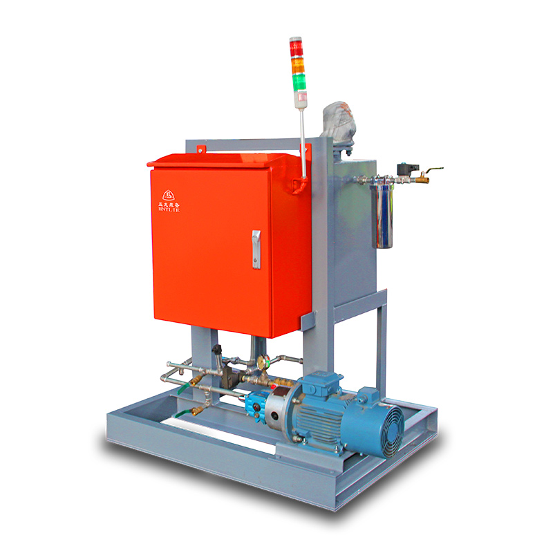 Invented ZL201410194461.7 Asphalt mixture warm mixing regeneration plant. Invented ZL201410194547.X Asphalt warm mix foaming system. The utility model ZL201420236300.5 Asphalt warm mix foaming system. The technology meets production needs, has certain innovation and practicability, remarkable economic and social benefits, and has reached the domestic leading level in similar research. Compared with the common hot mixing process, the production of asphalt mixture with warm mixing technology can greatly reduce the emissions of carbon dioxide and asphalt smoke, significantly improve the construction environment, and produce good environmental and social benefits. Asphalt Foaming Device The output of asphalt foaming L/S(Under Standard conditions)： 10(2000matches) -（4000matches） Pump power: 2.2-4 kW High Lights: 1.Invent Patent ZL201410194461.7 Asphalt warmly mixing recycling plant. Invent Patent ZL201410194547.X Asphalt warmly mixing foaming system. The utility model Patent ZL201420236300.5 Asphalt warmly mixing foaming system. 2.These patents increase the addition ratio of recycling materials, reduce the aging degree of asphalt, and reduce asphalt fume emission. 3.With small size and lightweight, it could complete the installation and debug in one day. 4.Measuring accuracy for better foaming efficiency.2